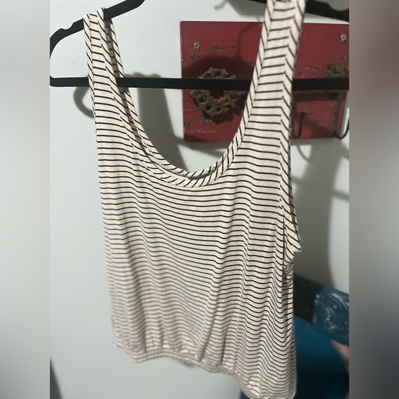 Crop top with elastic bottom size L - Picture 8 of 9